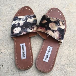 Steve Madden Mishelle Floral Velvet Slide Sandals